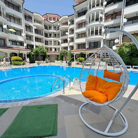 Dkapartments Chateau Valon Slăntjev Brjag Exteriör bild