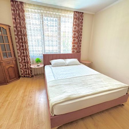 Dkapartments Chateau Valon Slăntjev Brjag Exteriör bild