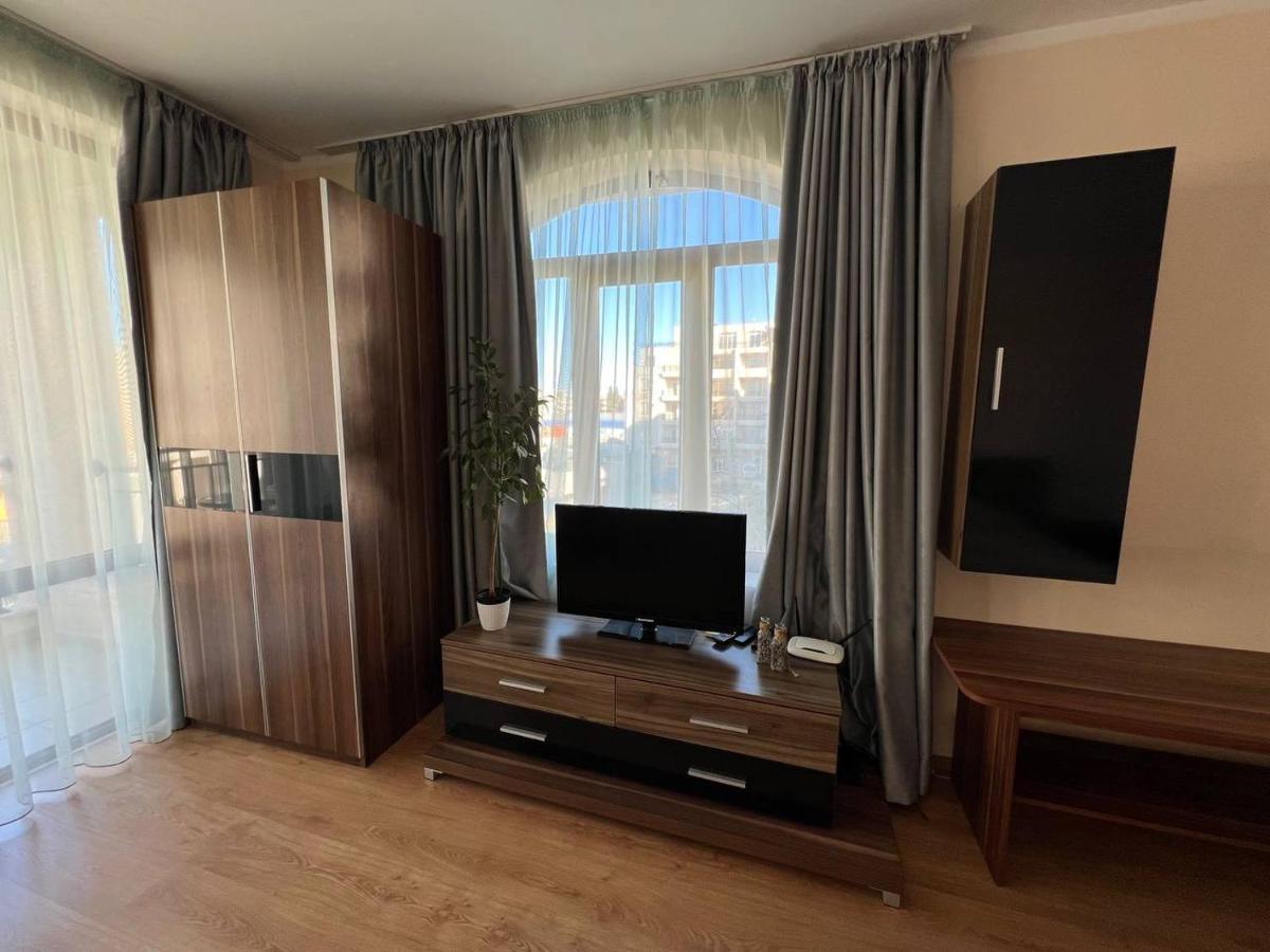 Dkapartments Chateau Valon Slăntjev Brjag Exteriör bild