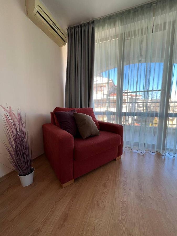 Dkapartments Chateau Valon Slăntjev Brjag Exteriör bild