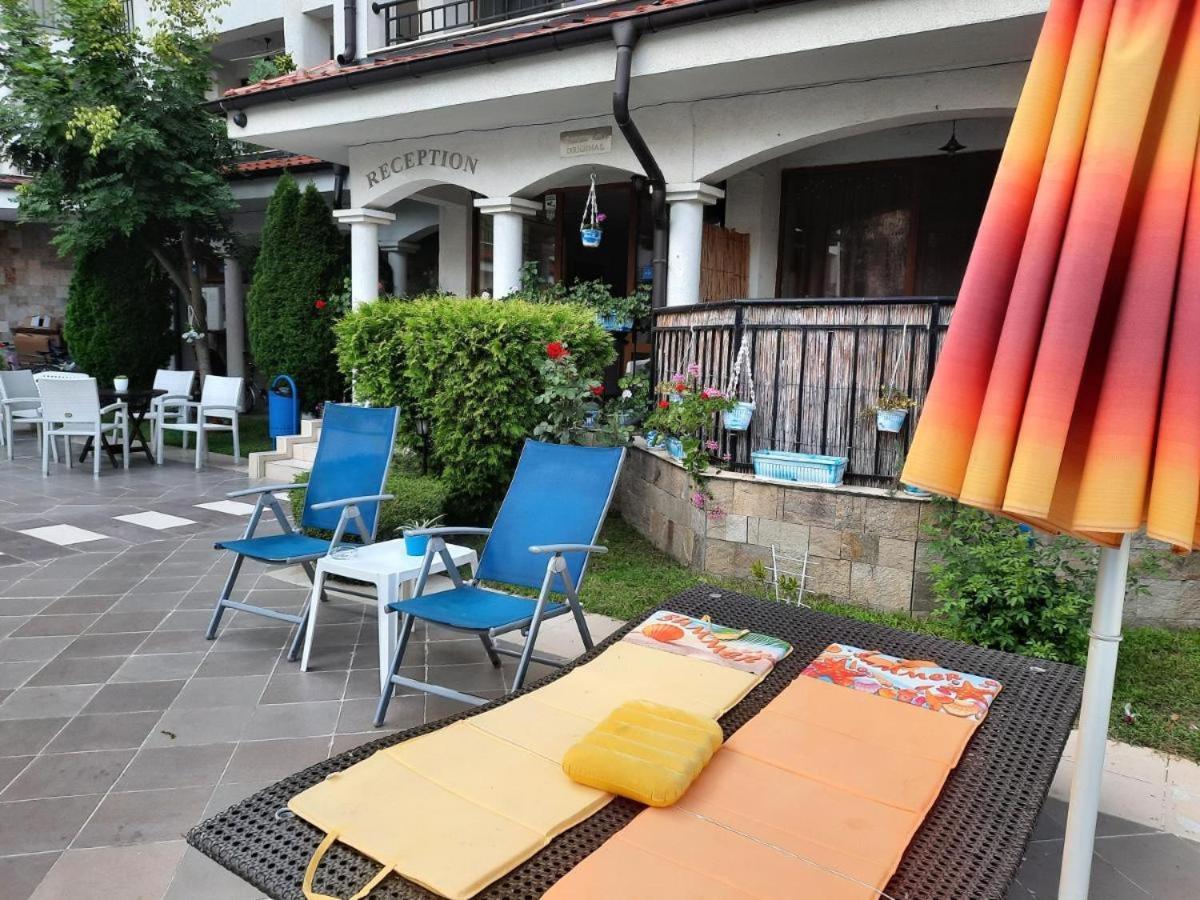 Dkapartments Chateau Valon Slăntjev Brjag Exteriör bild