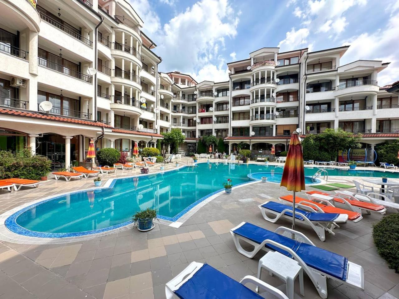 Dkapartments Chateau Valon Slăntjev Brjag Exteriör bild