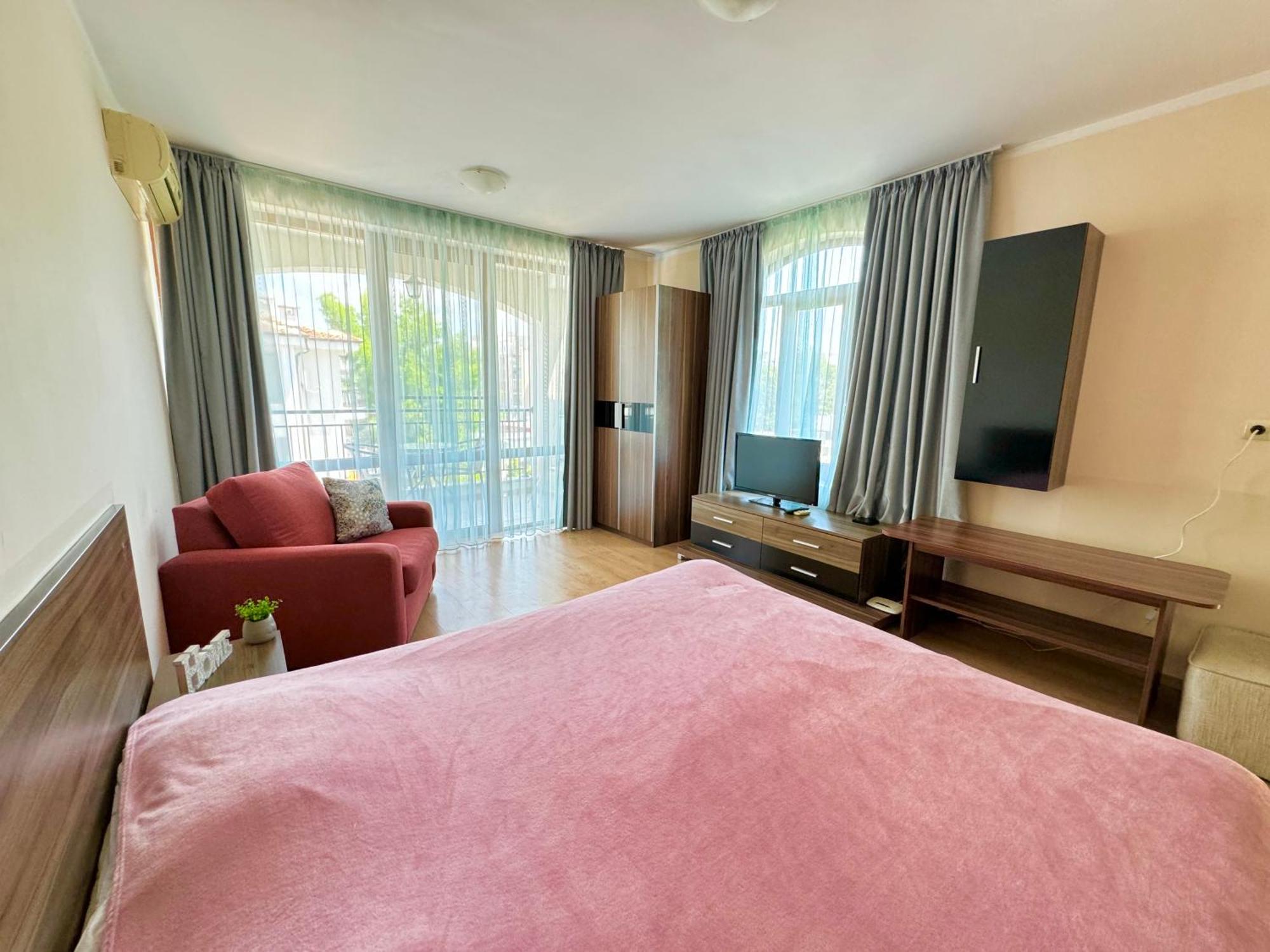 Dkapartments Chateau Valon Slăntjev Brjag Exteriör bild