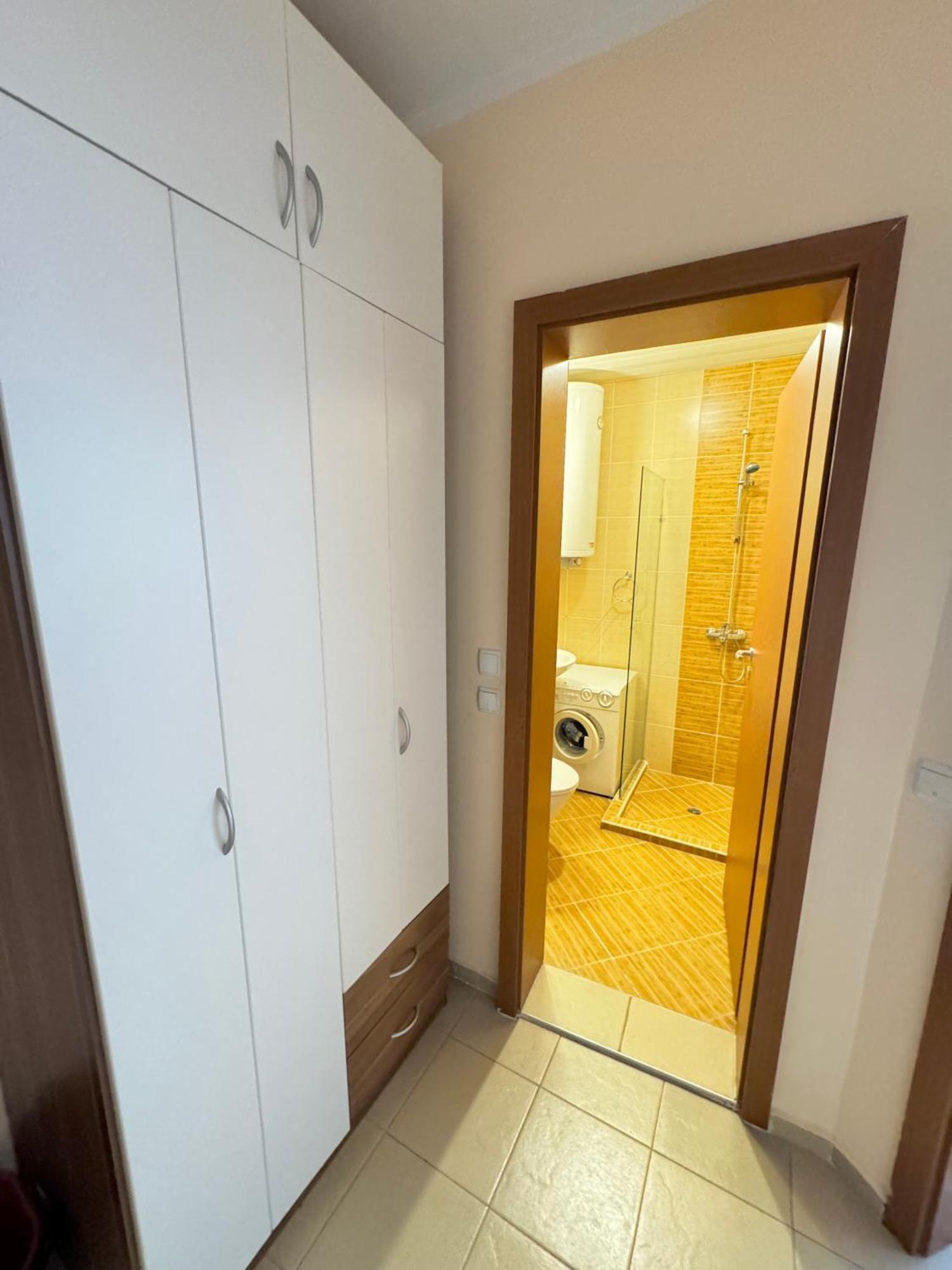 Dkapartments Chateau Valon Slăntjev Brjag Exteriör bild
