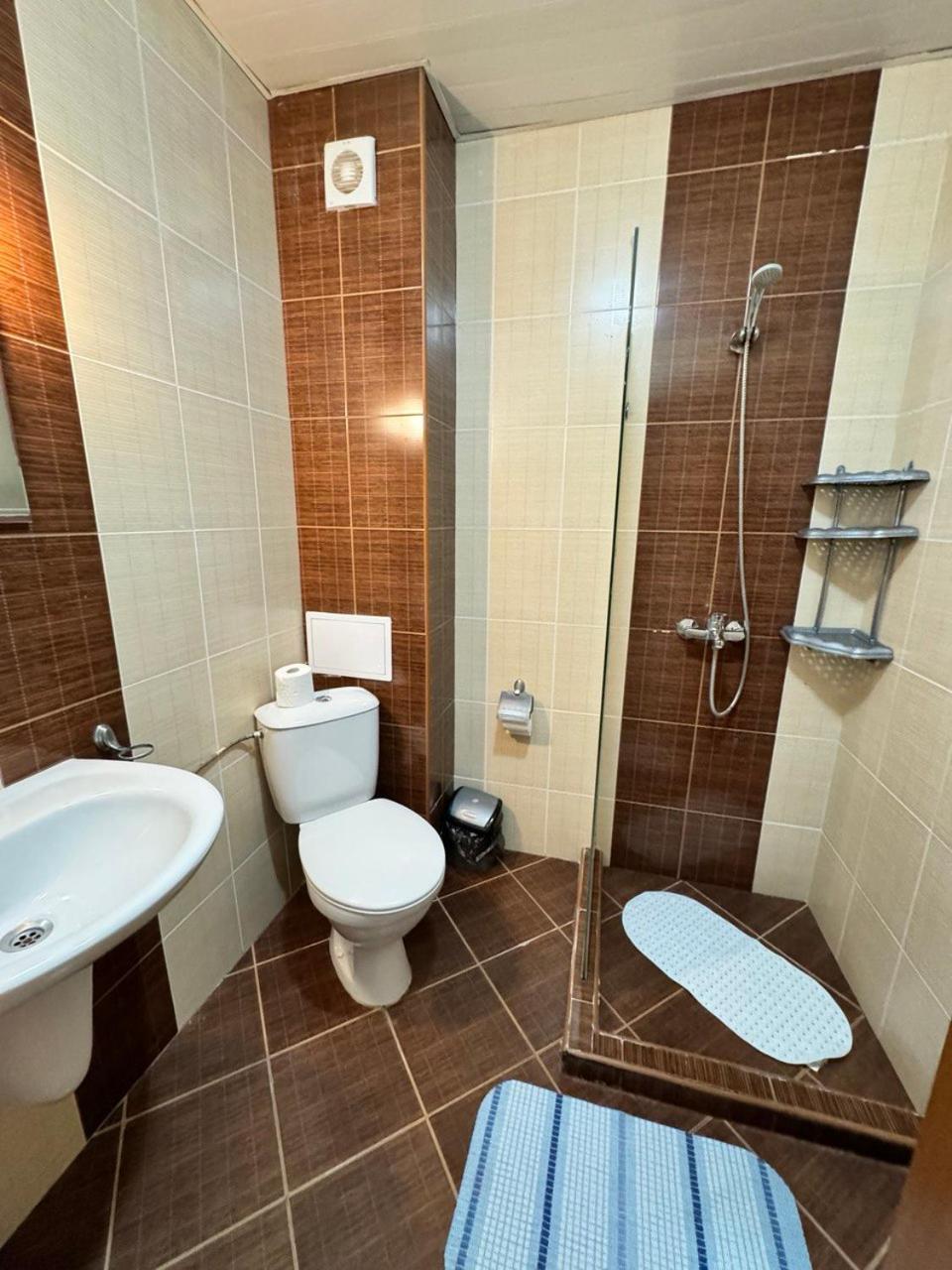 Dkapartments Chateau Valon Slăntjev Brjag Exteriör bild